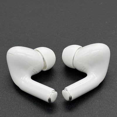 【中古】MagSafe充電ケース(USB-C)付きAirPods Pro(第2世代) MTJV3JA【秋葉原】