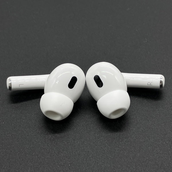 【中古】MagSafe充電ケース(USB-C)付きAirPods Pro(第2世代) MTJV3JA【秋葉原】
