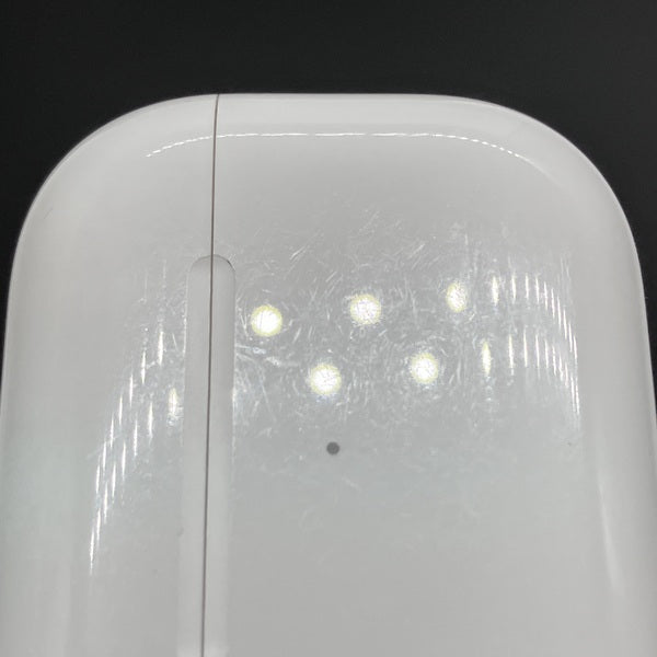 【中古】MagSafe充電ケース(USB-C)付きAirPods Pro(第2世代) MTJV3JA【秋葉原】