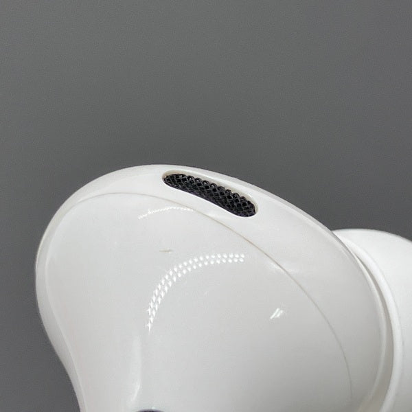 【中古】AirPods Pro (第2世代) MQD83J/A【秋葉原】