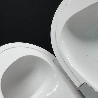 【中古】AirPods Pro (第2世代) MQD83J/A【秋葉原】