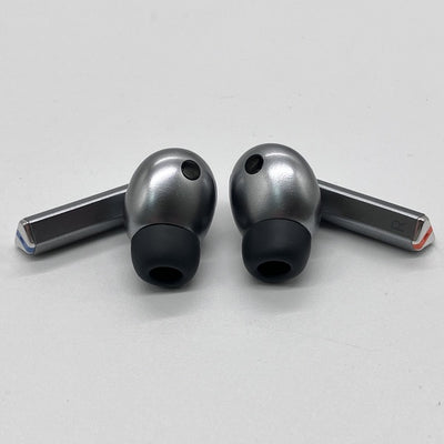 【中古】Galaxy Buds3 Pro シルバー 【SM-R630NZAAXJP】【秋葉原】