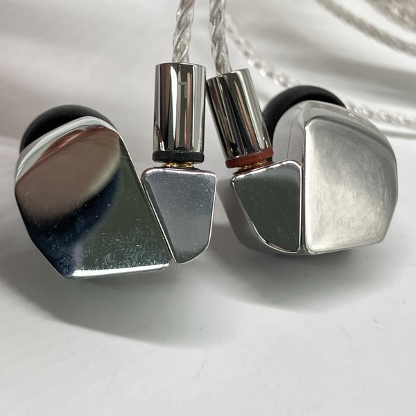 【中古】A8000 【FI-A8DSSD】【秋葉原】