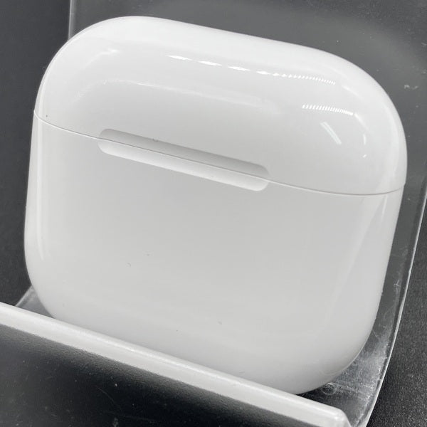 Apple 【中古】AirPods 4 MXP63J/A【日本橋】 – e☆イヤホン