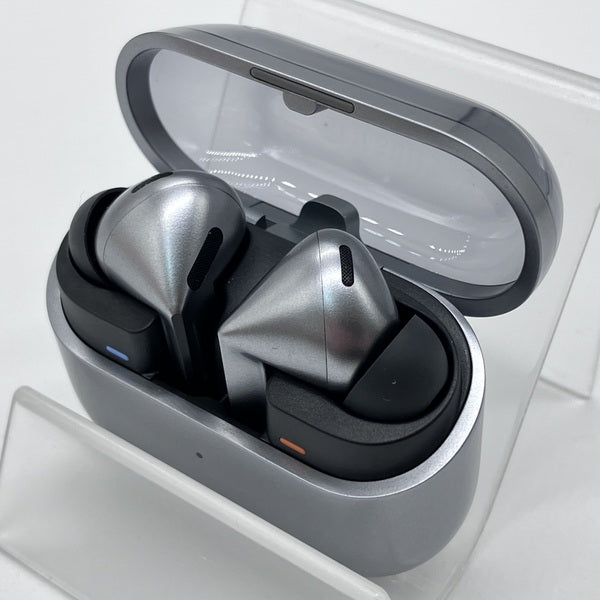 【中古】Galaxy Buds3 Pro シルバー 【SM-R630NZAAXJP】【秋葉原】