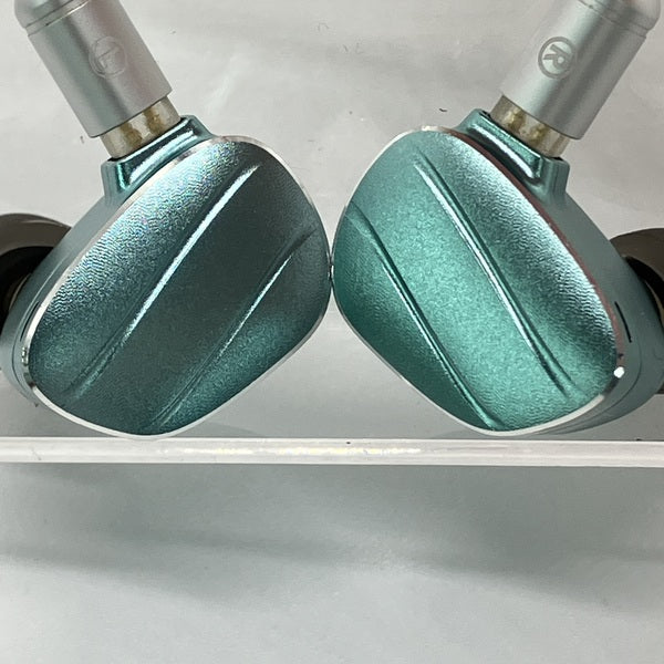 【中古】Cloud シアン（4.4mm）【秋葉原】