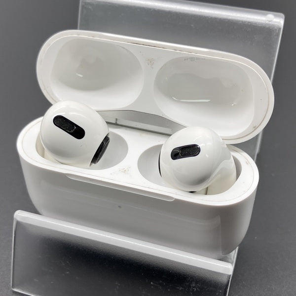【中古】Apple AirPods Pro MLWK3J/A  (2021/Magsafe)【秋葉原】