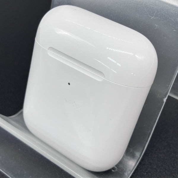 Apple 【中古】AirPods with Wireless Charging Case MRXJ2J-A【仙台