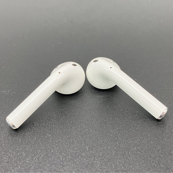 Apple 【中古】AirPods with Wireless Charging Case MRXJ2J-A【仙台