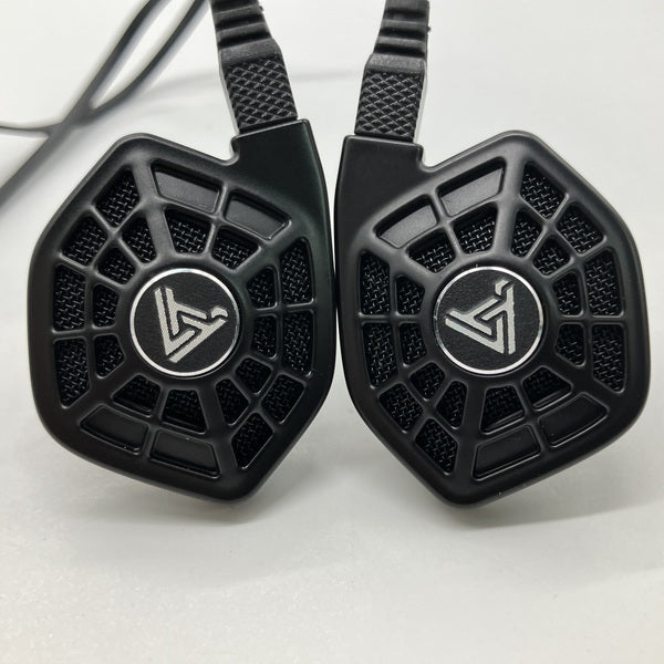 【中古】iSINE 10 Lightning & standard cable【秋葉原】