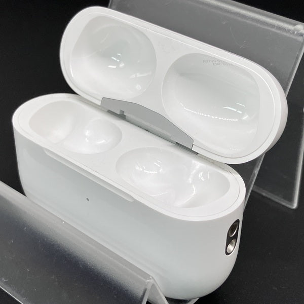 【中古】AirPods Pro (第2世代) 充電ケース (Lightning)【秋葉原】