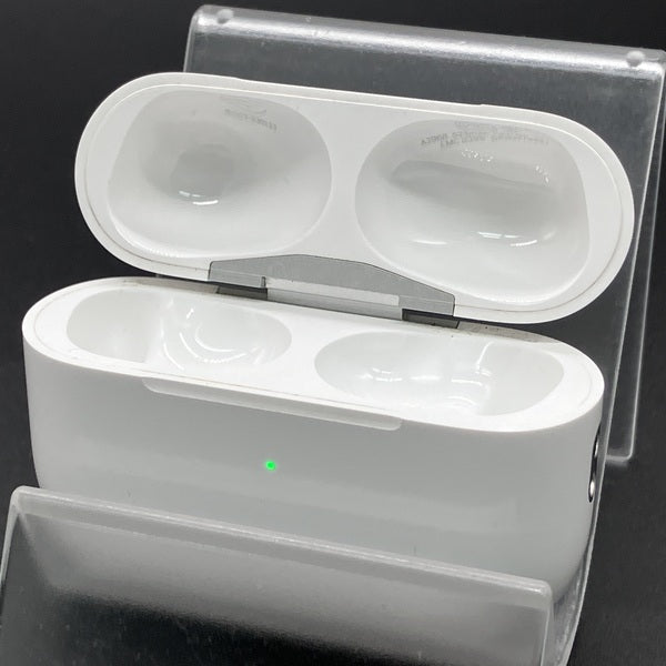 【中古】AirPods Pro (第2世代) MagSafe充電ケース(USB-C)【秋葉原】