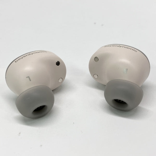beyerdynamic 【中古】AMIRON 300 cream【日本橋】 – e☆イヤホン
