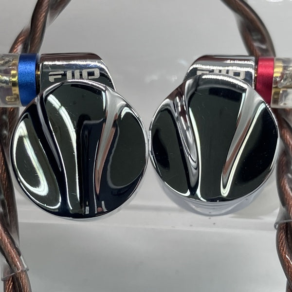 【中古】FD15 Silver 【FIO-IEM-FD15-S】【秋葉原】