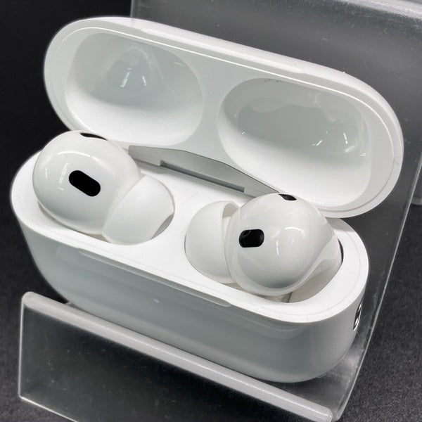 【中古】MagSafe充電ケース(USB-C)付きAirPods Pro(第2世代) MTJV3JA【秋葉原】