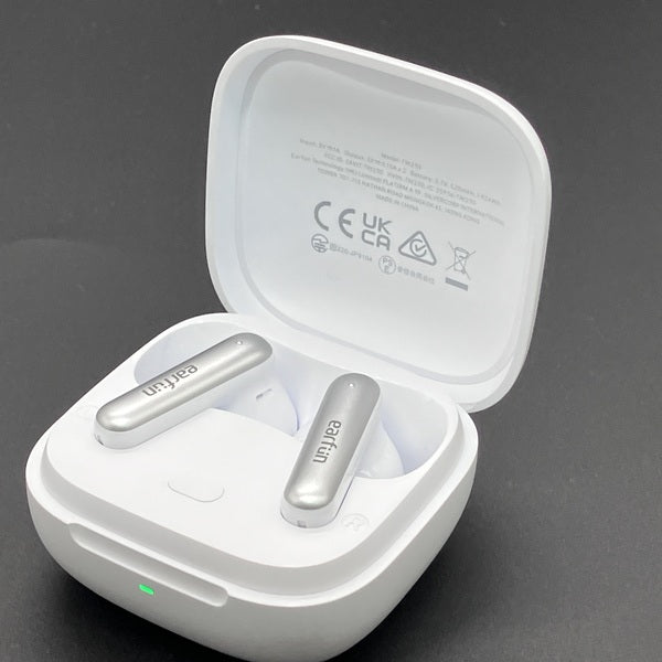 【中古】Air Pro 4i White【秋葉原】