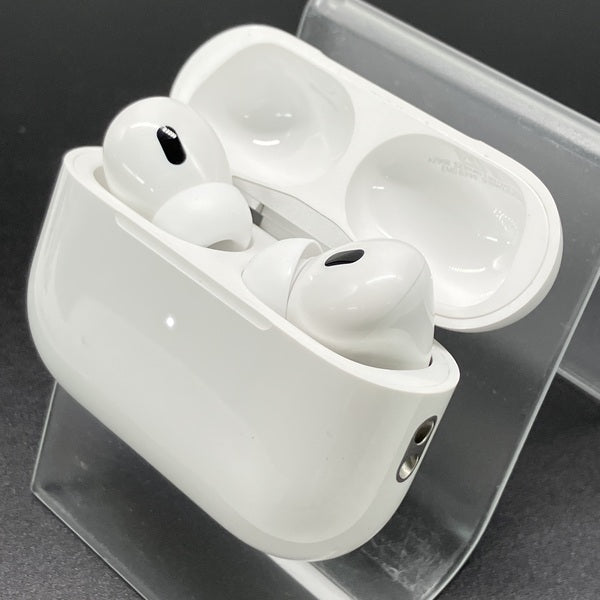 【中古】MagSafe充電ケース(USB-C)付きAirPods Pro(第2世代) MTJV3JA【秋葉原】