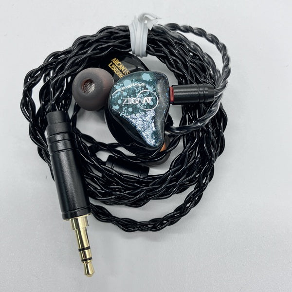 ZiiGaat 【中古】Arcanis【日本橋】 – e☆イヤホン