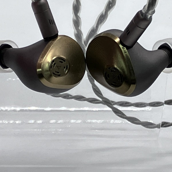 【中古】AURA 【IRV-AK-AURA】【秋葉原】