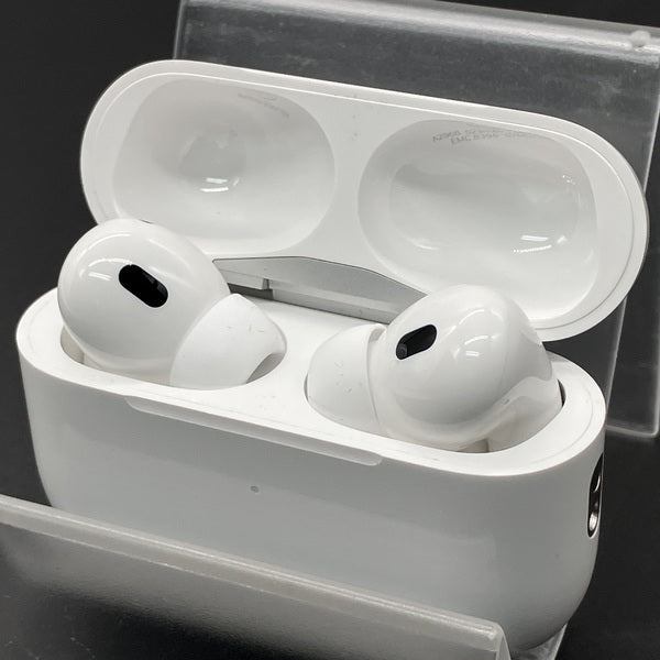 【中古】MagSafe充電ケース(USB-C)付きAirPods Pro(第2世代) MTJV3JA【秋葉原】
