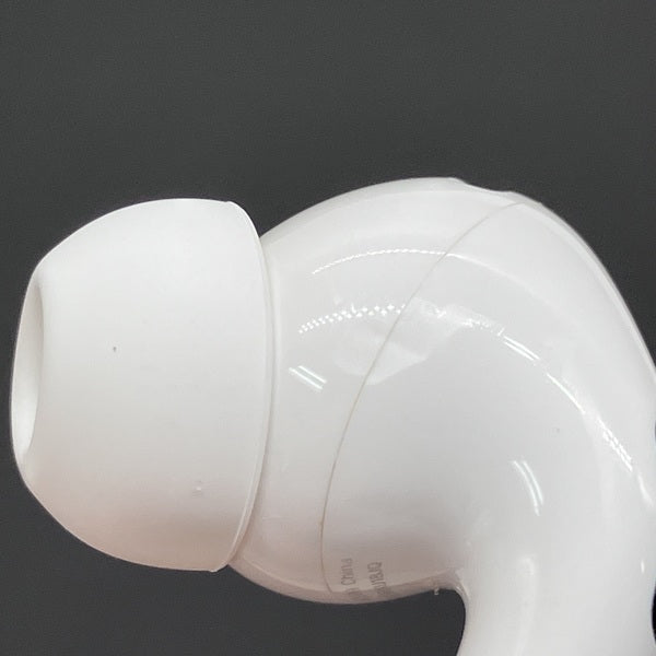 【中古】AirPods Pro (第2世代) MQD83J/A【秋葉原】