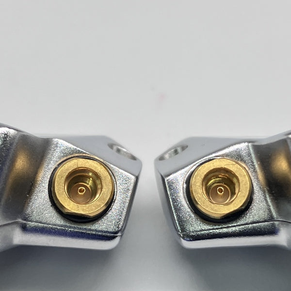 【中古】B3 【FI-B3B2SSD】（ケーブル欠品）【秋葉原】