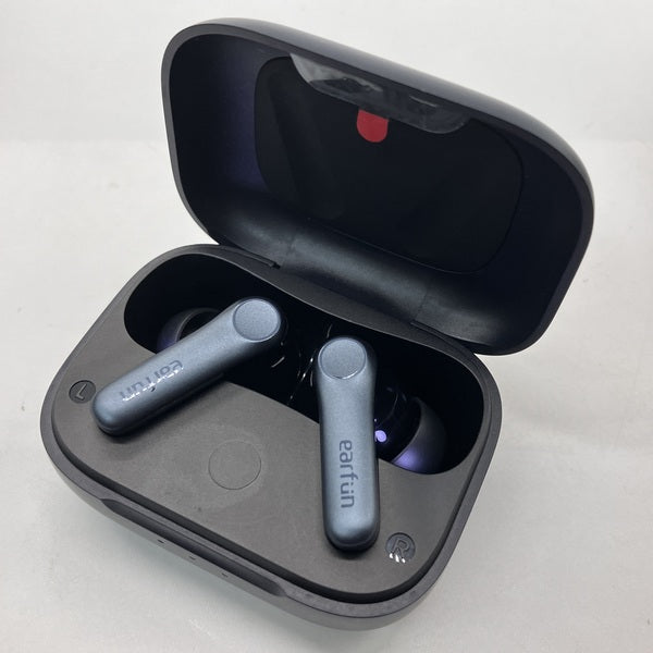 【中古】Air Pro 4 - Black【秋葉原】