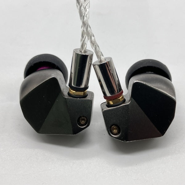 【中古】B2 【FI-B2BSSD】【日本橋】