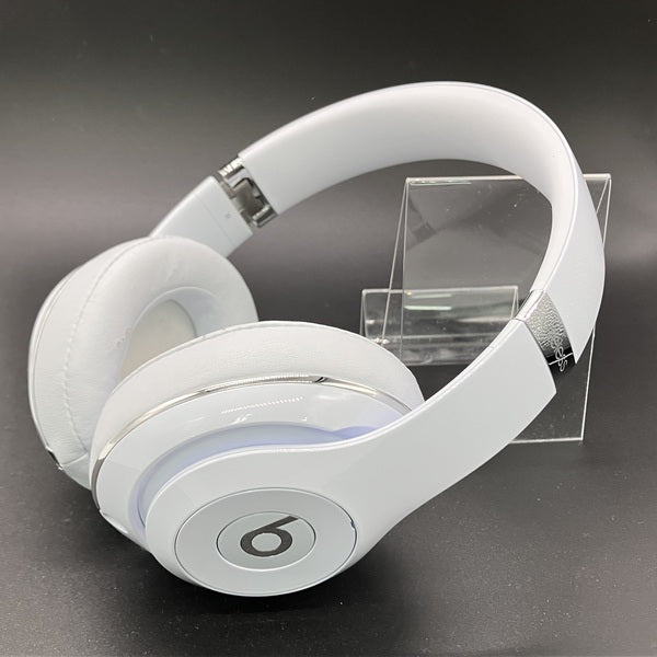 【中古】beats studio wireless グロスホワイト 【BT STUDIO WL GWHT(MP1G2PA/A)】【秋葉原】