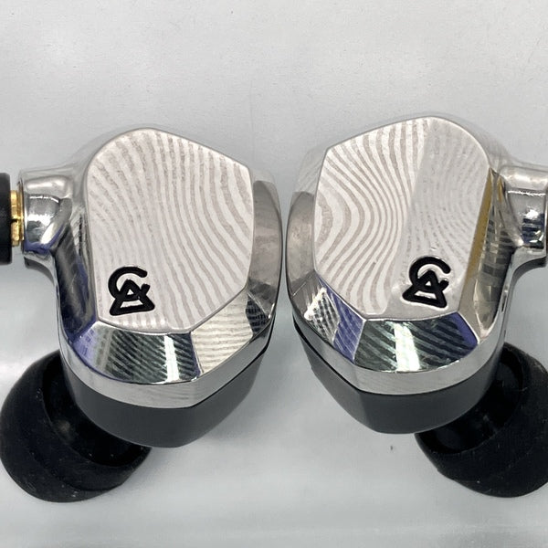 【中古】Saber 【CAM-5645】【秋葉原】