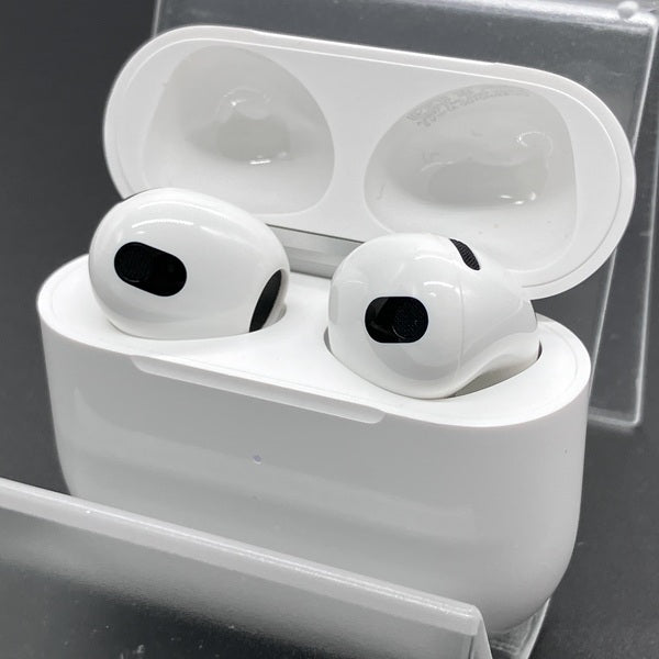 【中古】Airpods MPNY3J/A 3rd Generation  Lightning充電ケース付【仙台】