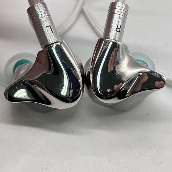 【中古】GLACIER 川【秋葉原】