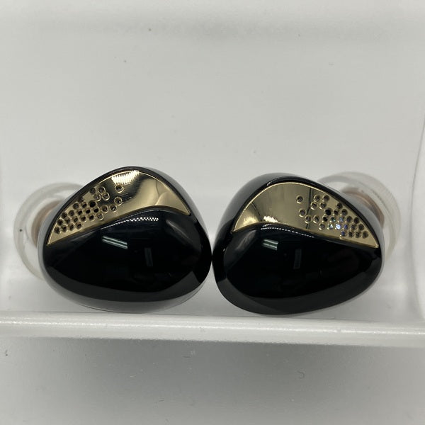 AVIOT 【中古】TE-J2 ブラック【TE-J2-BK】【秋葉原】 – e☆イヤホン