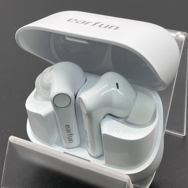 【中古】Air Pro 4+ White【日本橋】