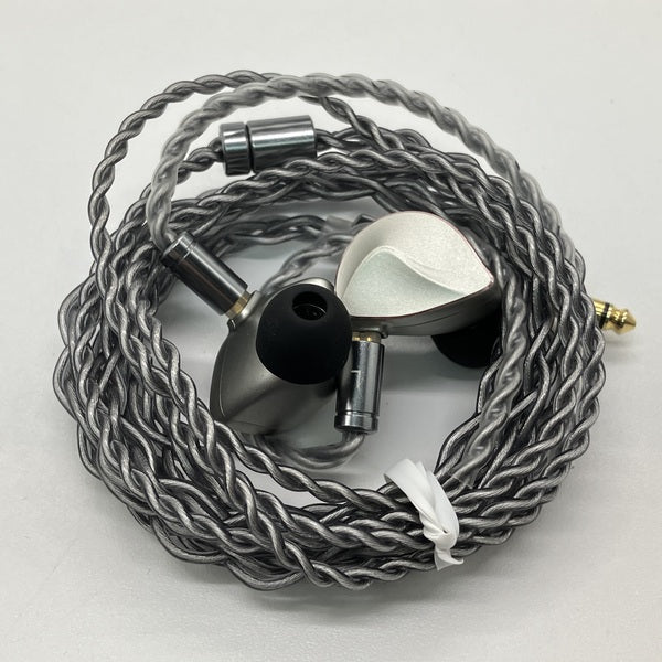 BQEYZ Winter（シルバー / 4.4mmプラグ）イヤホン BQEYZ 「Winter」 徹底レビュー｜解像度・音場表現が際立つ骨伝導