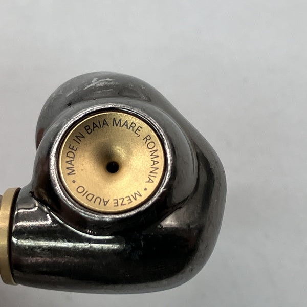 Meze Audio 【中古】ADVAR【秋葉原】 – e☆イヤホン