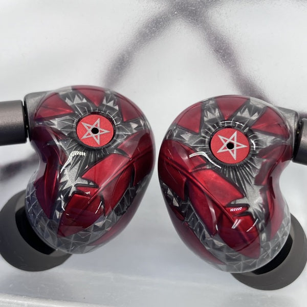 【中古】LUCIFER【日本橋】