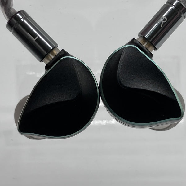 【中古】Winter ブラック (4.4mmプラグ)【日本橋】