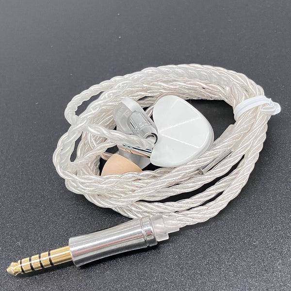 See audio 【中古】Rinko White 日本向け4.4mmバランスプラグ仕様