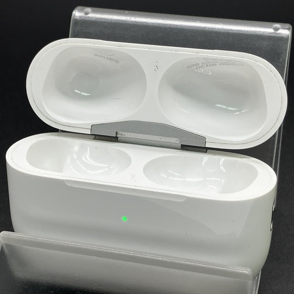 【美中古】AirPods Pro2 MagSafe対応充電ケース　USB-C Apple 【中古】AirPods Pro (第2世代) MagSafe充電ケース(USB-C