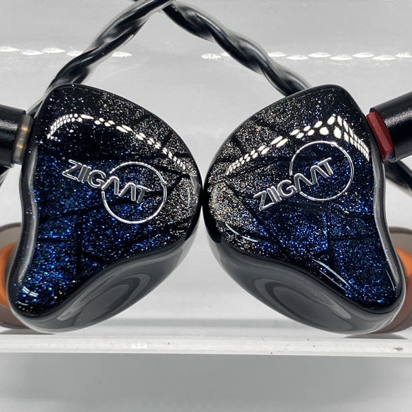【中古】Lush   Silver Blue【日本橋】