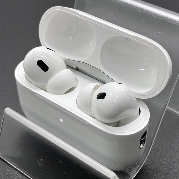 【中古】MagSafe充電ケース(USB-C)付きAirPods Pro(第2世代) MTJV3JA【秋葉原】