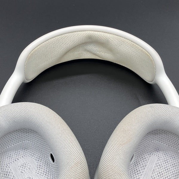 AirPods Max　ワイヤレスヘッドホン カラー···シルバー Apple 【中古】AirPods Max MGYJ3J/A ワイヤレスヘッドホン シルバー