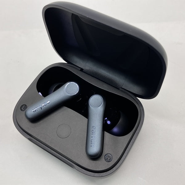 【中古】Air Pro 4 - Black【秋葉原】