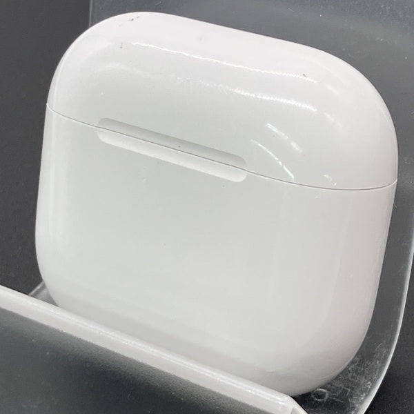 Apple 【中古】AirPods 4 （ANC）ワイヤレス充電ケース【名古屋】 – e