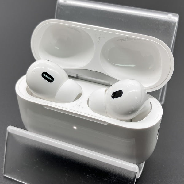 【中古】AirPods Pro (第2世代) MQD83J/A【秋葉原】