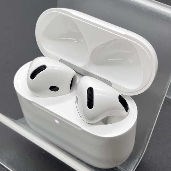 【中古】AirPods 4 MXP93J/A（アクティブノイズキャンセリング搭載）【日本橋】