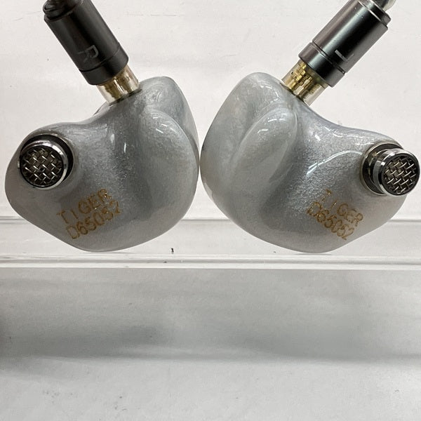 qdc 【中古】WHITE TIGER 【QDC-TIGER-S-WH】【秋葉原】 – e☆イヤホン