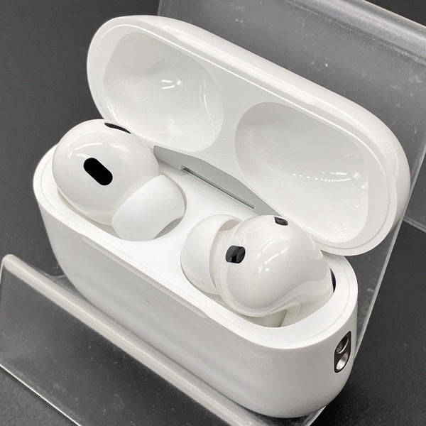 【中古】MagSafe充電ケース(USB-C)付きAirPods Pro(第2世代) MTJV3JA【秋葉原】