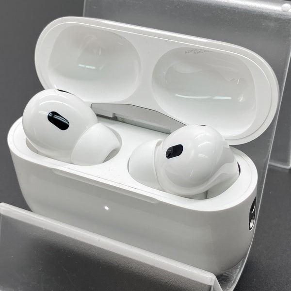 【中古】MagSafe充電ケース(USB-C)付きAirPods Pro(第2世代) MTJV3JA【秋葉原】